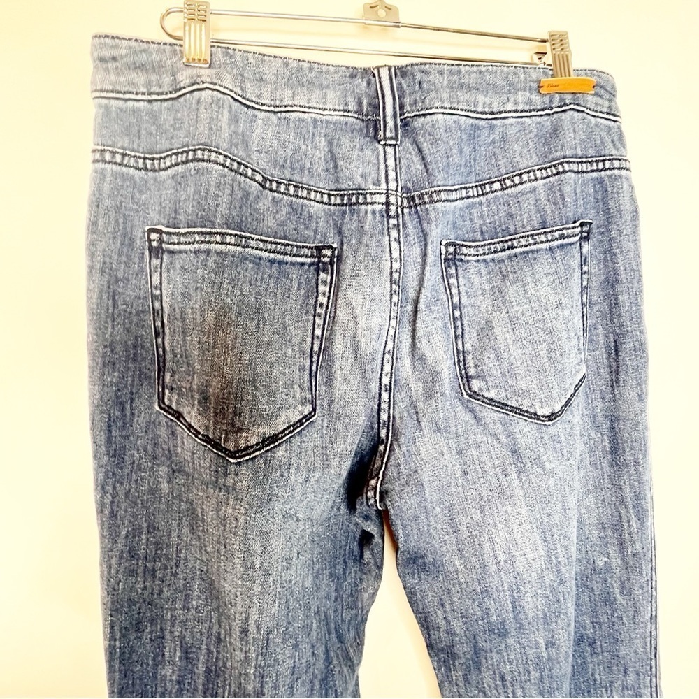 Pilcro | Ultra High Rise Flare Jeans - Picture 5 of 9